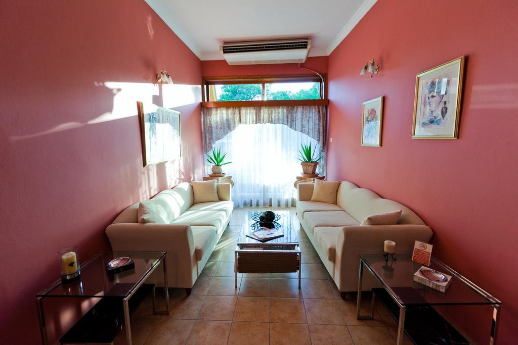 Hotel Possidon Aegina Exteriér fotografie