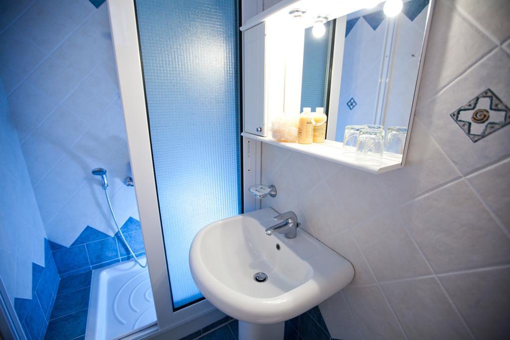 Hotel Possidon Aegina Pokoj fotografie